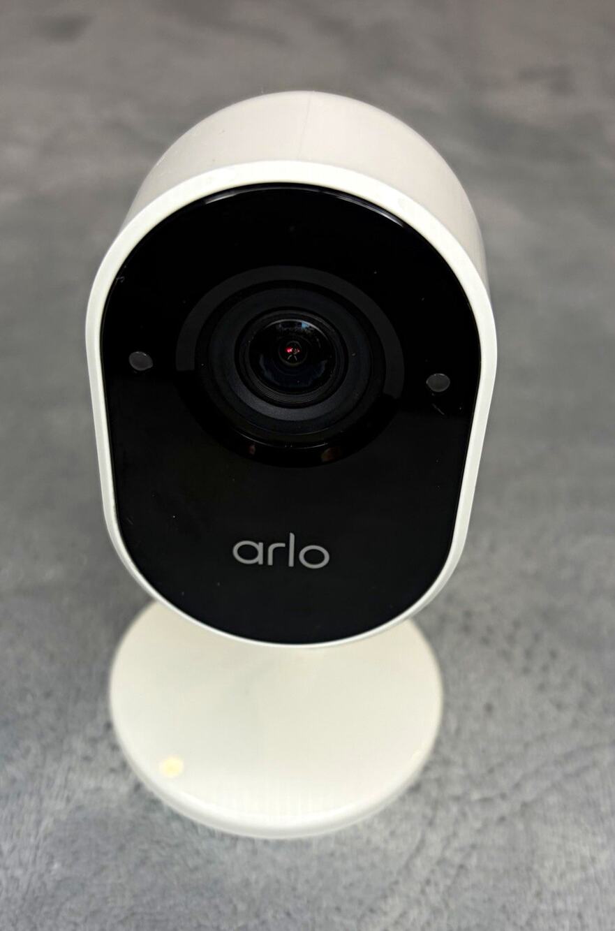 1st Generation Arlo VMC2040 indoor Camera Serial MAC Tag Used Works and Tested